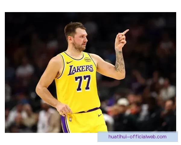 雷迪克称会申诉东契奇技犯并看好布朗尼未来发展潜力